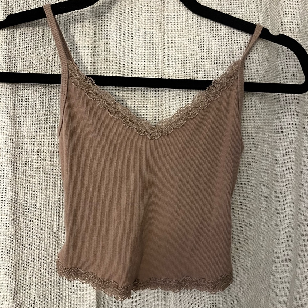 Hollister tank top, XS, tan, worn once or twice